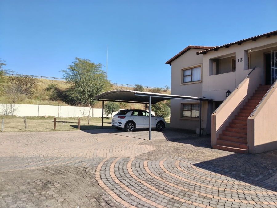 2 Bedroom Property for Sale in Waterval East North West